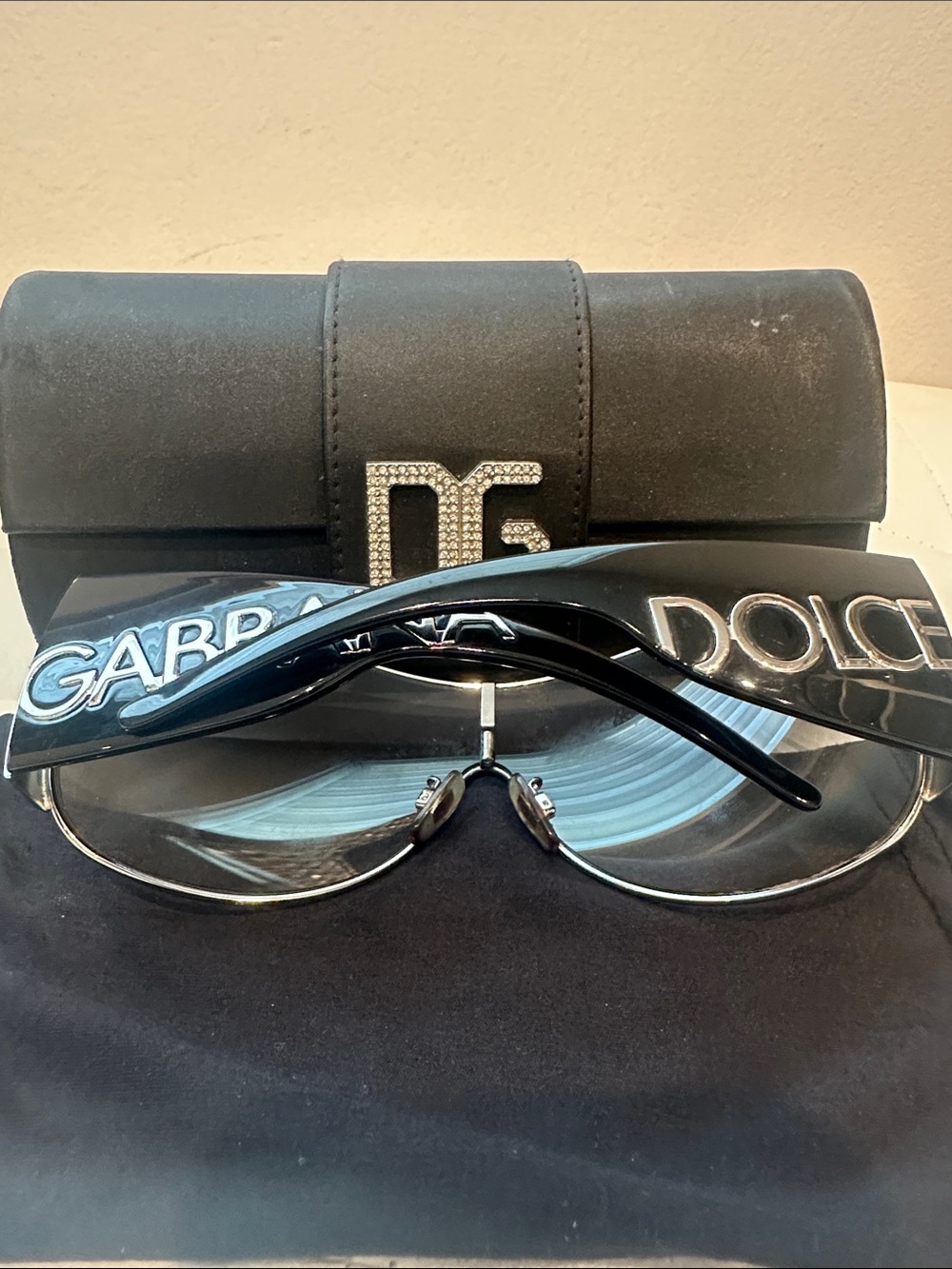 Dolce & Gabbana Black Shield Sunglasses with DG Logo Case - Picture 6 of 12